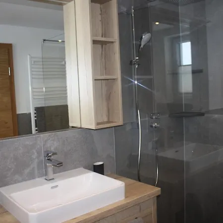 Zur Schlafenden Jungfrau * ヒンタータール