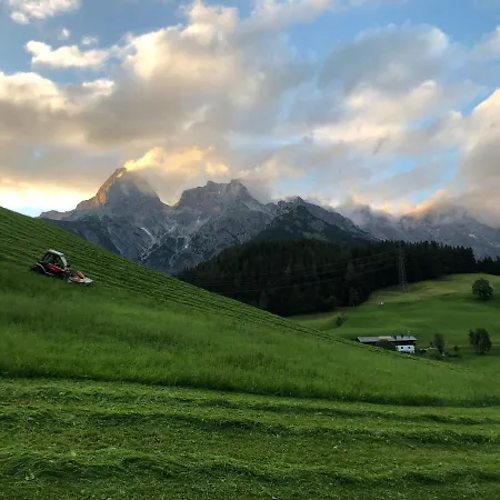 Zur Schlafenden Jungfrau アパート *