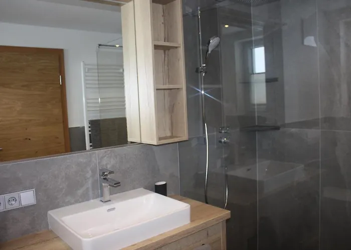 Zur Schlafenden Jungfrau * Hinterthal